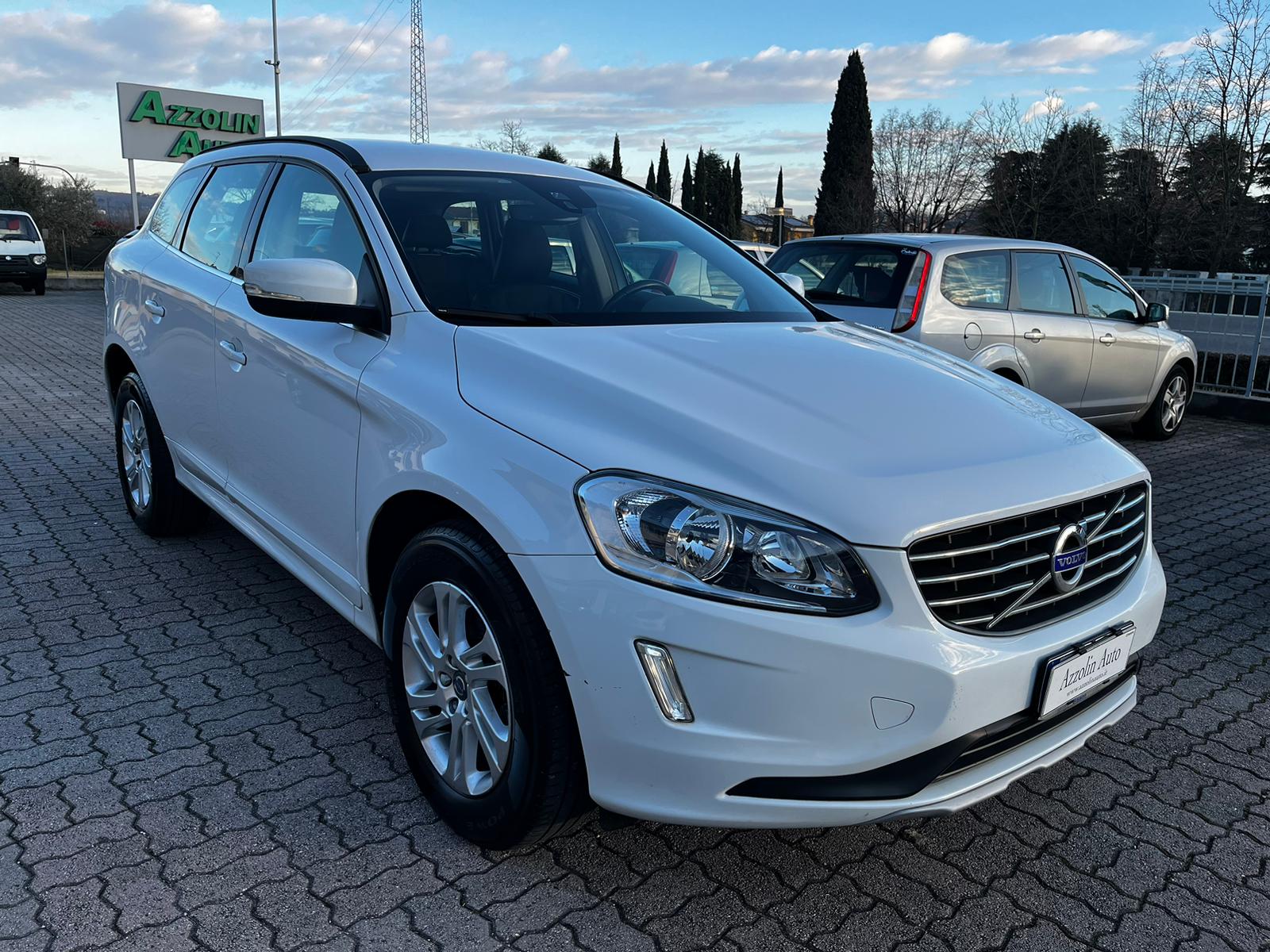 VOLVO XC60 2.0 D4 CAMBIO AUTOMATICO TUTTA TAGLIANDATA